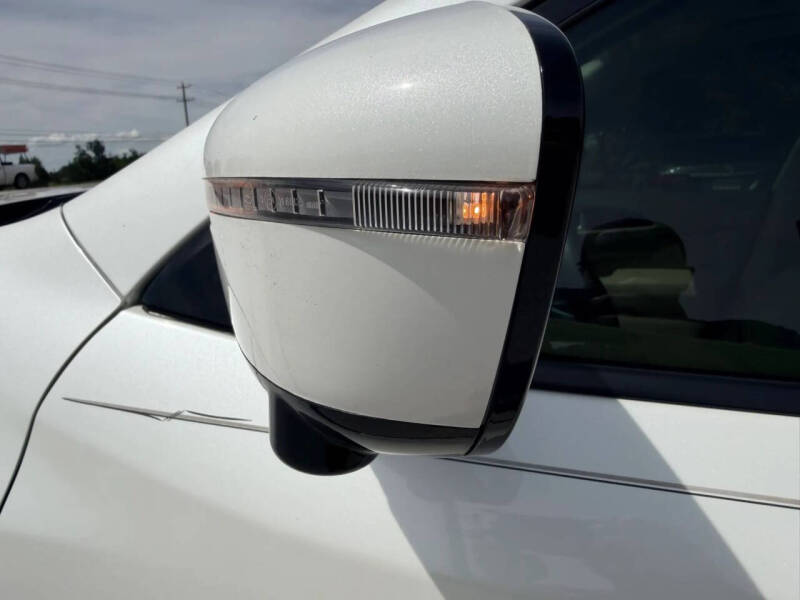 2017 Nissan Pathfinder Platinum