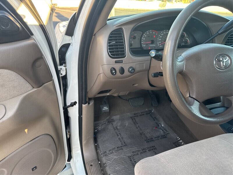 2003 Toyota Sequoia SR5