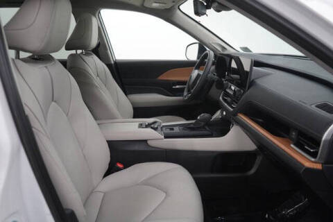 2025 Toyota Grand Highlander Platinum