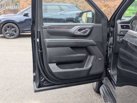 2024 Chevrolet Suburban LT