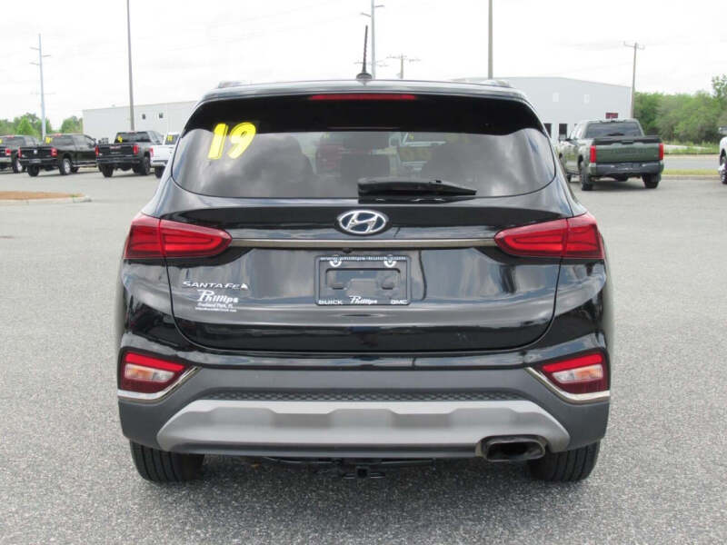 2019 Hyundai Santa Fe SE 2.4L
