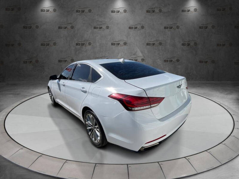 2016 Hyundai Genesis