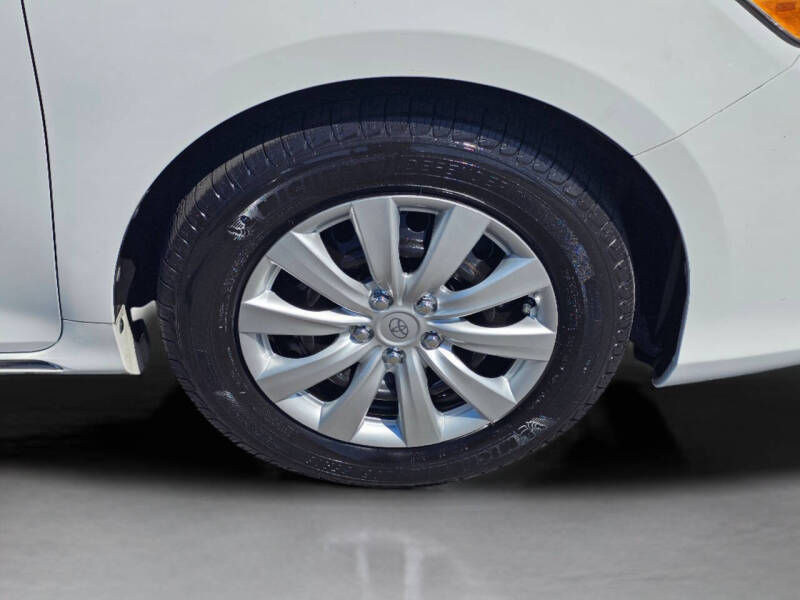 2012 Toyota Camry LE
