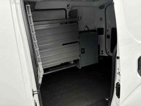 2021 Nissan NV200 SV