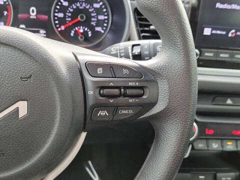 2023 Kia Rio 5-Door S