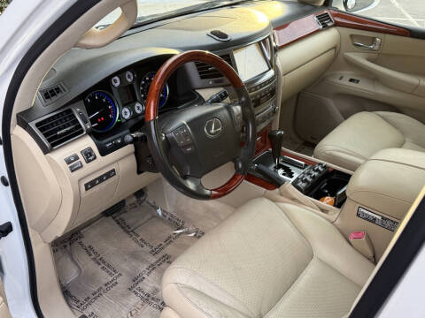 2008 Lexus LX 570