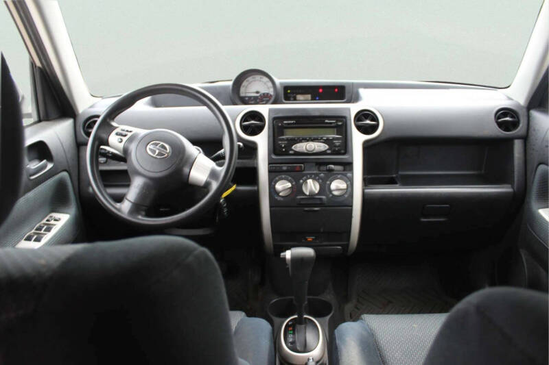 2006 Scion xB