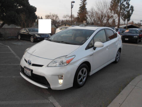 2013 Toyota Prius Three