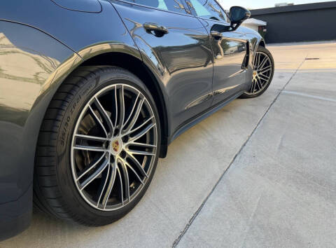 2019 Porsche Panamera