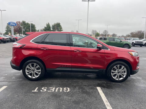 2024 Ford Edge Titanium