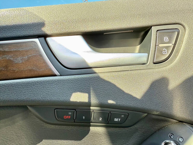 2015 Audi A4 2.0T quattro Premium Plus