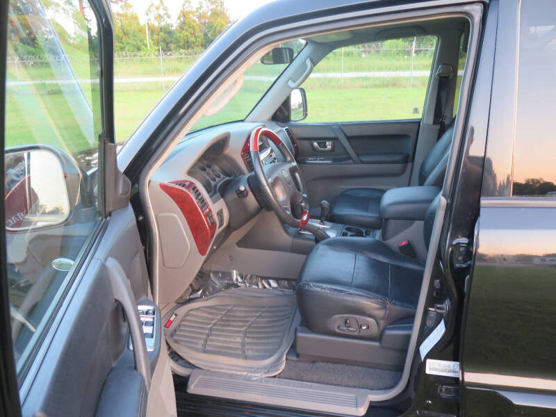 2003 Mitsubishi Montero Limited