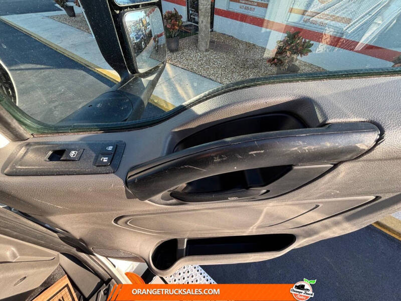 2024 International LT625