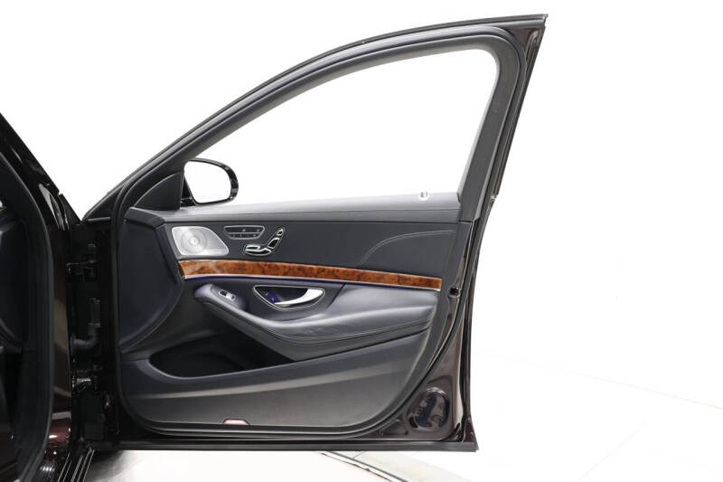 2014 Mercedes-Benz S-Class S 550