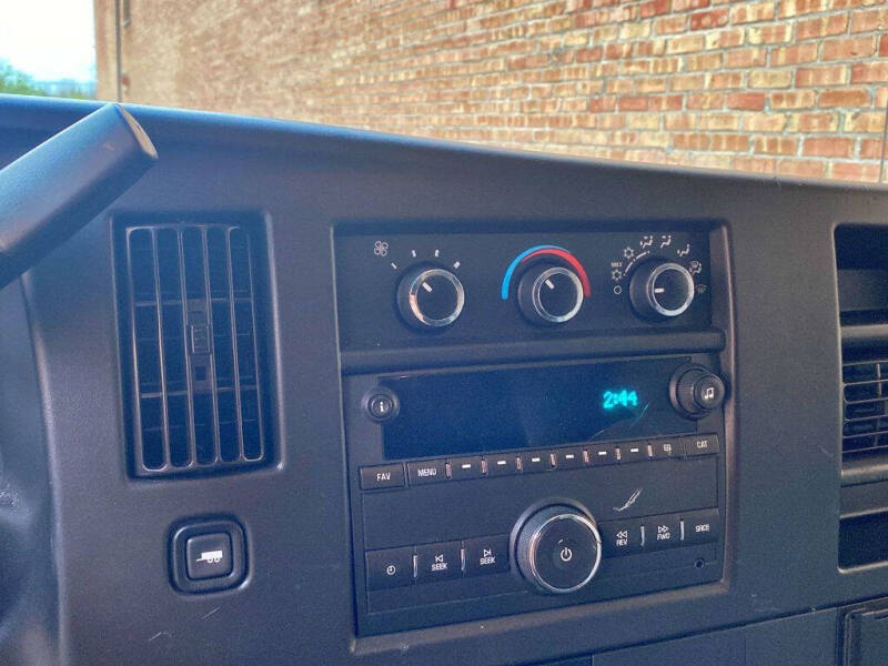 2019 Chevrolet Express 2500