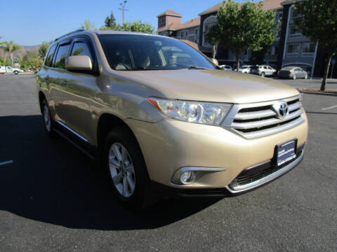 2013 Toyota Highlander SE