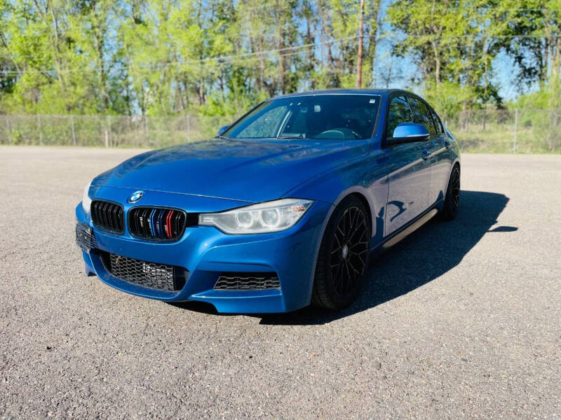 2013 BMW 3 Series 335i's photo