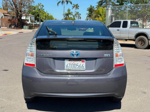 2011 Toyota Prius Two