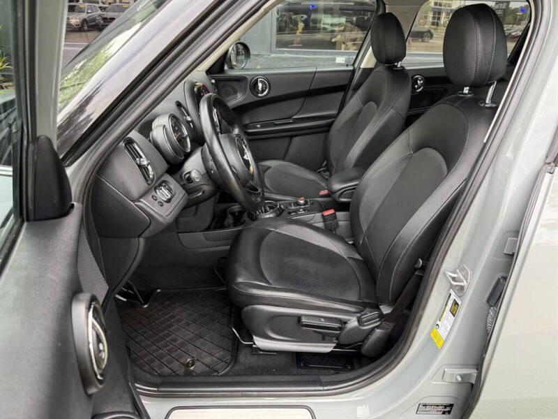 2017 MINI Countryman Cooper
