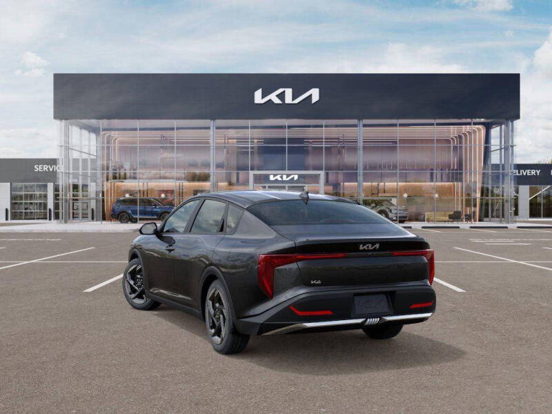 2025 Kia K4 EX