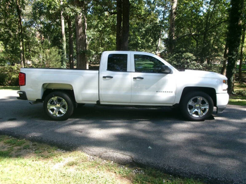 2017 Chevrolet Silverado 1500 Custom