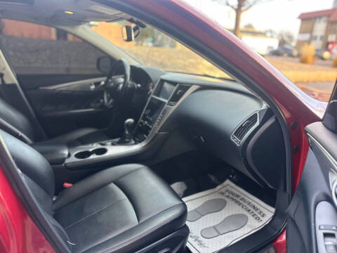 2014 Infiniti Q50 Premium