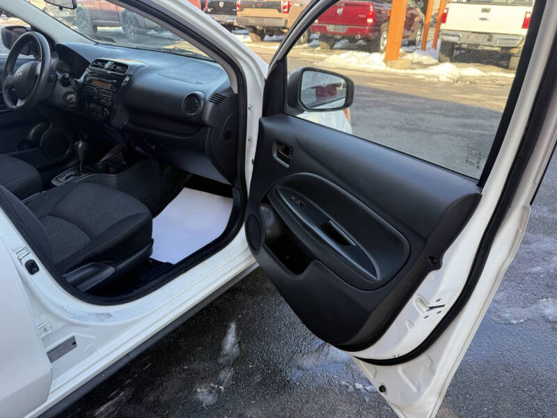 2015 Mitsubishi Mirage DE