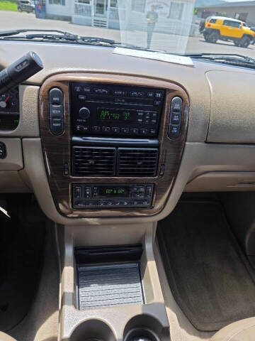 2004 Ford Explorer Eddie Bauer