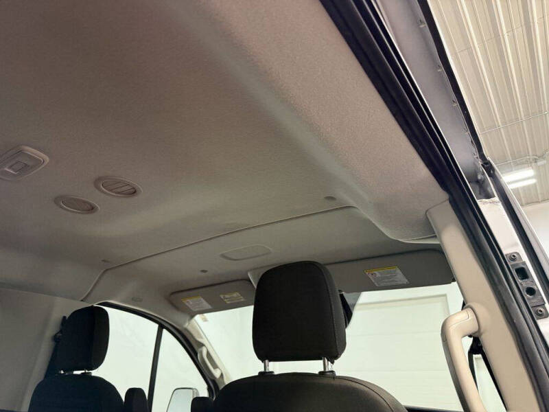 2023 Ford Transit 350 XLT