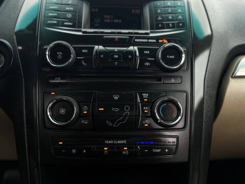 2016 Ford Explorer