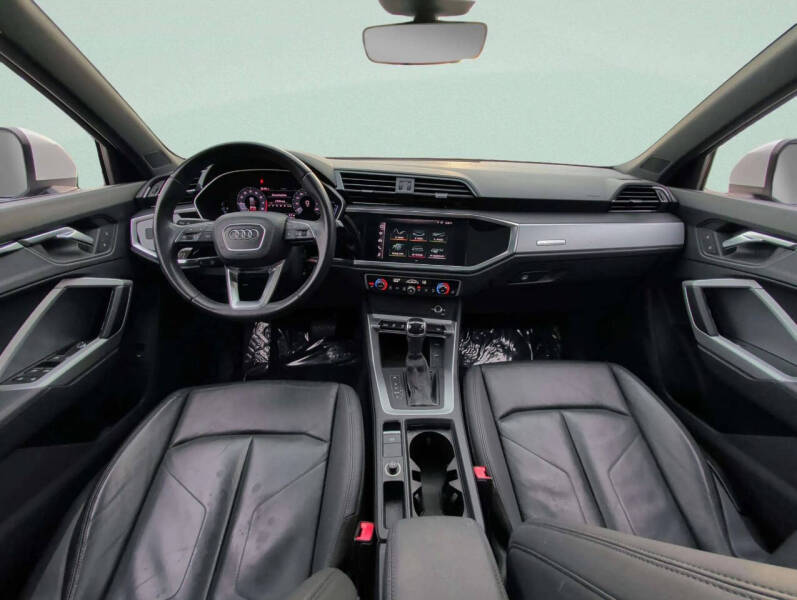 2019 Audi Q3 quattro Premium 45 TFSI