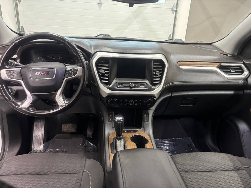2019 GMC Acadia SLE-2