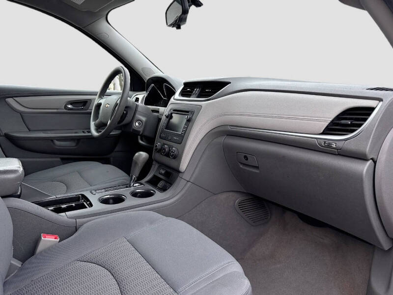 2016 Chevrolet Traverse LS