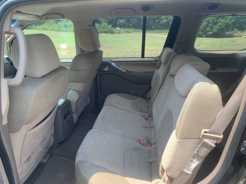 2008 Nissan Pathfinder SE V8