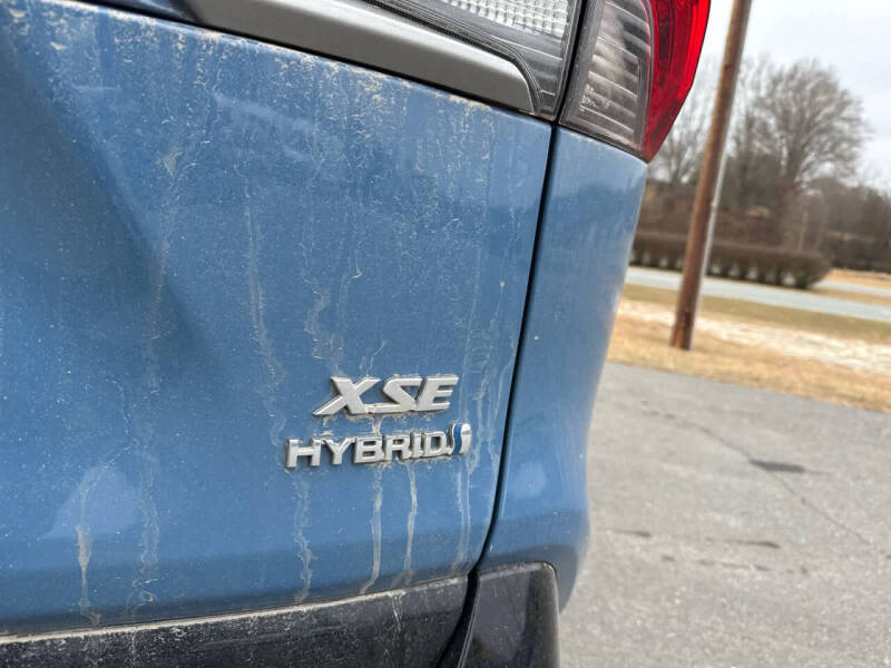 2022 Toyota RAV4 Hybrid XSE