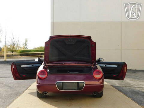 2004 Ford Thunderbird Deluxe