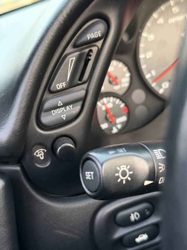 2004 Chevrolet Corvette