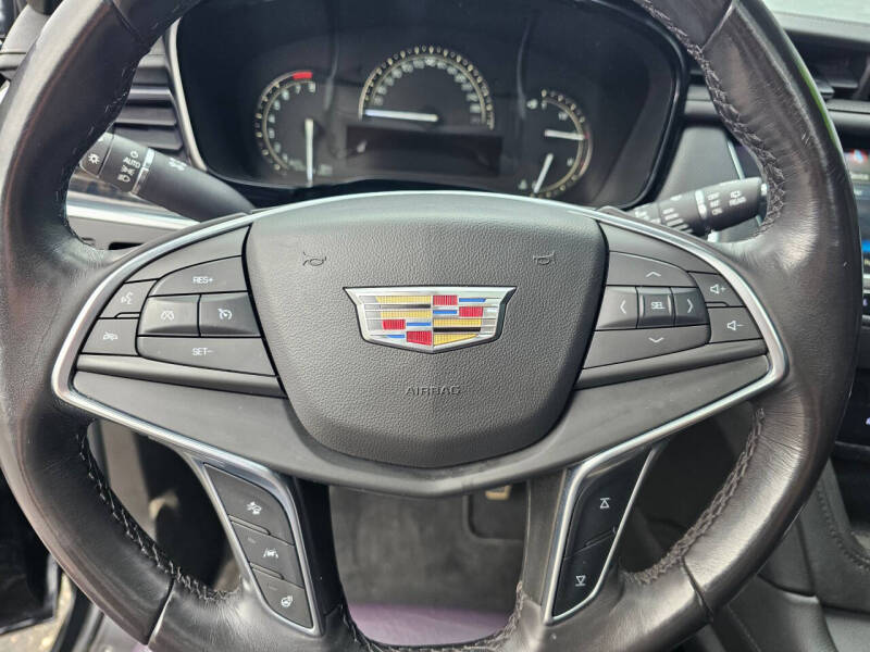 2018 Cadillac XT5 Luxury