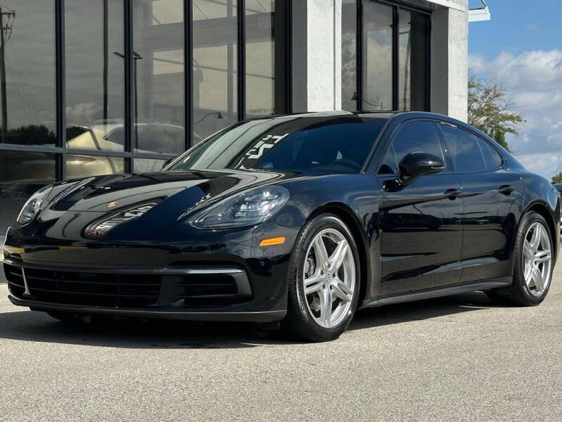 2019 Porsche Panamera 4