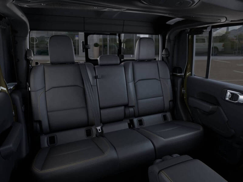 2025 Jeep Gladiator High Tide