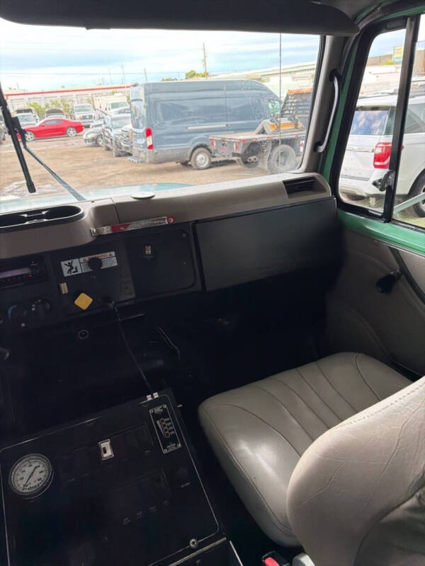 2002 International 4900