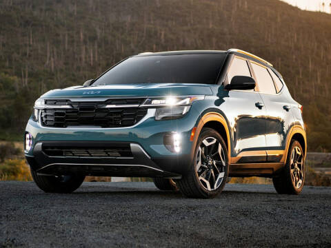 2024 Kia Seltos for sale at PHIL SMITH AUTOMOTIVE GROUP - Phil Smith Kia in Lighthouse Point FL