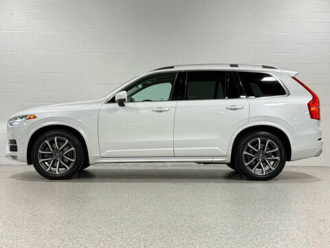 2019 Volvo XC90 T6 Momentum