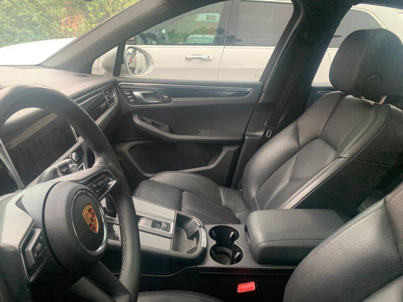 2023 Porsche Macan
