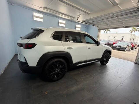 2023 Mazda CX-50 2.5 S Preferred Plus