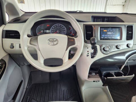 2011 Toyota Sienna