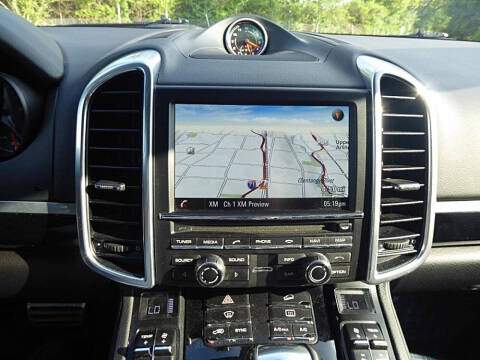 2014 Porsche Cayenne GTS