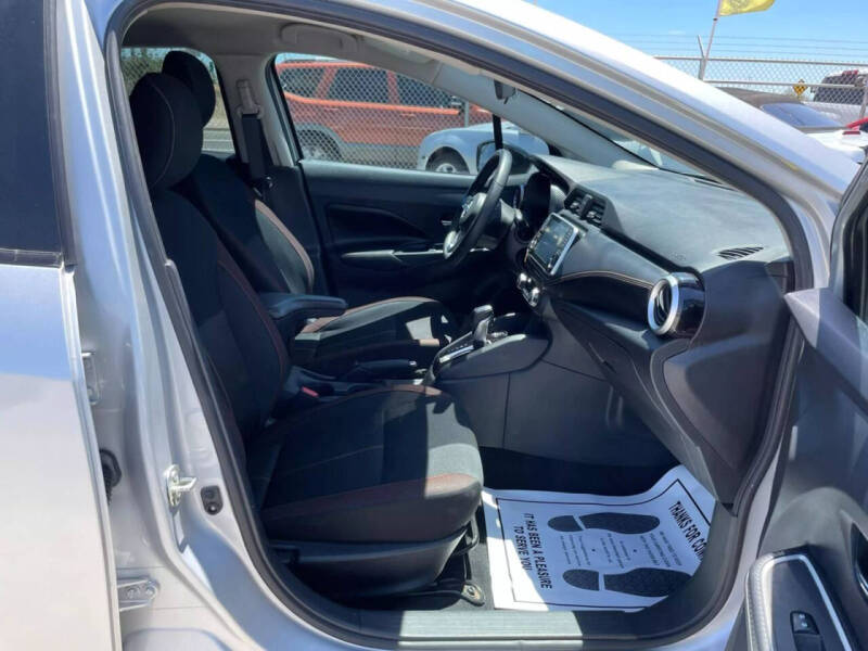 2020 Nissan Versa SR