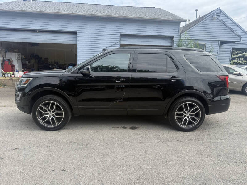 2017 Ford Explorer Sport