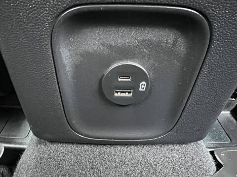 2020 Ford Escape Hybrid Titanium